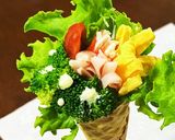 シュガーコーンで花束サラダ作り方3写真