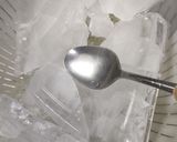 238　試して氷　スプーンでロックアイス作り方5写真