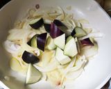 超ヘルシー！蒟蒻と茄子のニンニク炒め作り方3写真