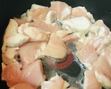 鶏肉とシメジのマスカルポーネソテー作り方1写真