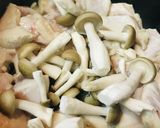 鶏肉とシメジのマスカルポーネソテー作り方2写真