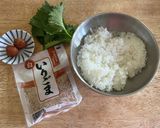 梅干しと大葉のおにぎり作り方1写真