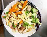 お一人様野菜たっぷりレモン味ウインナー丼作り方12写真