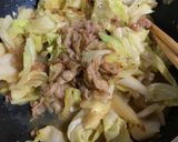 豚バラとキャベツの味噌炒め☆時短料理作り方3写真