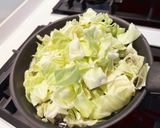 牛肉・キャベツ・エノキ・長ネギの肉豆腐作り方2写真