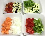 夏野菜とキノコのヘルシー揚げ春巻き♡作り方1写真