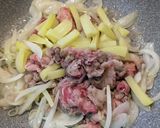 牛バラ肉とじゃがいもの炒め物作り方6写真