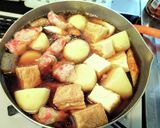 鶏肉とじゃがいもと 根菜と厚揚げの煮物作り方5写真
