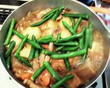 鶏肉とじゃがいもと 根菜と厚揚げの煮物作り方8写真