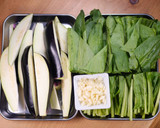とろとろ茄子とほうれん草のうま塩ダレ炒め作り方1写真