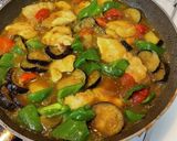 【簡単夕食】鶏胸肉とナスのカレー炒め作り方7写真