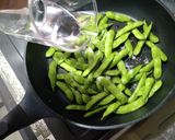 速くて美味い！枝豆の塩蒸し焼き作り方4写真