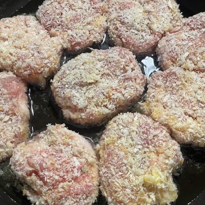 簡単！なのにご馳走✨揚げない豚こまカツ by 白いエプロンのクマ
