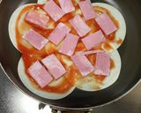 余った餃子の皮でクリスピーピザ作り方2写真