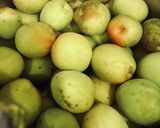 ふっくらまんまる　蜂蜜で煮る梅煮作り方1写真