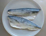 簡単節約☆冷凍サバの揚げない塩唐揚げ。作り方1写真