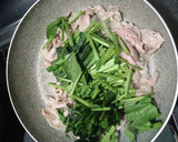 簡単ほうれん草と豚こま肉のゴマ油醤油炒め作り方4写真