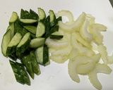 ピリ辛サラダ！海老とセロリのエスニック風作り方1写真