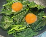 簡単！お弁当おかず☆ほうれん草と目玉焼き作り方3写真