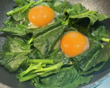 簡単！お弁当おかず☆ほうれん草と目玉焼き作り方3写真
