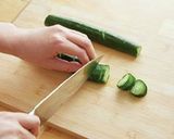 かにかまぼこときゅうりの酢の物作り方2写真