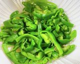 ひらたけとピーマンの炒め物作り方4写真