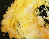 鶏もも肉の親子チャーハン作り方2写真