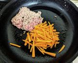 ひき肉と厚揚の炒め物ドクダミ風味作り方4写真