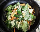 ひき肉と厚揚の炒め物ドクダミ風味作り方6写真