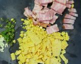 ベーコンと青唐辛子を入れて親子焼きソバ作り方3写真