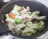 キャベツ他野菜のバタースープ作り方2写真