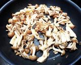 超簡単！きのこのクリームパスタ生ハム添え作り方5写真