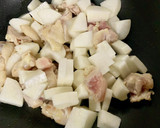 大根と鶏肉の煮込み♡大根の消費に！作り方3写真