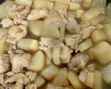 大根と鶏肉の煮込み♡大根の消費に！作り方5写真