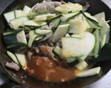 材料二つ★豚小間肉とズッキーニのみそ炒め作り方4写真