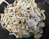 簡単！たっぷりキノコのバターチキンカレー作り方2写真