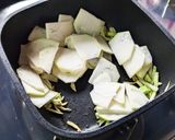 皮も実も食す！コールラビいしるバター炒め作り方5写真
