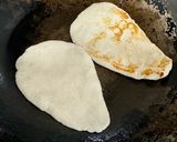 混ぜて焼くだけ！グルテンフリーのナン作り方4写真
