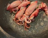 簡単！手軽！小イカのバター醤油みりん炒め作り方1写真