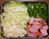 ウインナーとキャベツのケチャップ炒め作り方1写真