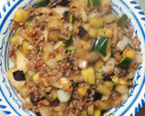 豚挽き肉と角切り夏野菜のエスニック炒め丼作り方12写真
