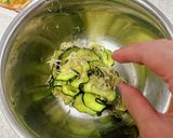 昆布茶もみズッキーニのとろろ昆布和え作り方6写真
