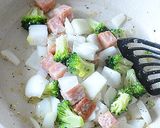玉ねぎとベーコンのクリーム煮のバインセオ作り方7写真