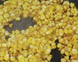 バターと焦がし醤油のコーン炒飯作り方3写真