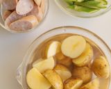 新じゃがとアスパラのスパイシー炒め作り方1写真