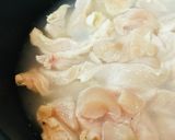 市販サラダ●鶏胸肉の塩茹でサラダ盛り作り方1写真