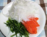 鮭のムニエル~タルタル&野菜ソース~作り方3写真