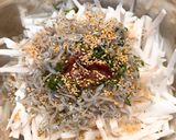夏にぴったりカツオ節香る梅肉の大根サラダ作り方5写真