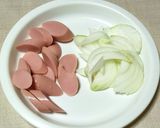 魚肉ソーセージとキャベツのカレー炒め作り方2写真