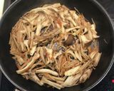 フライパンで☆焼き鮭&焼ききのこ作り方3写真